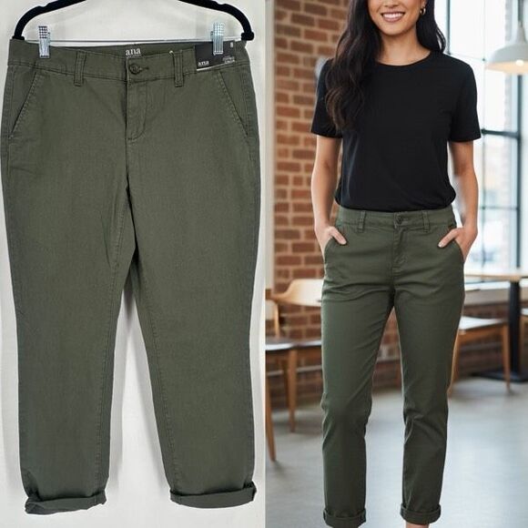 A.n.a NWT Women’s‎ Chino Crop Military Green Flat Front Pants Size 8 - Picture 1 of 11